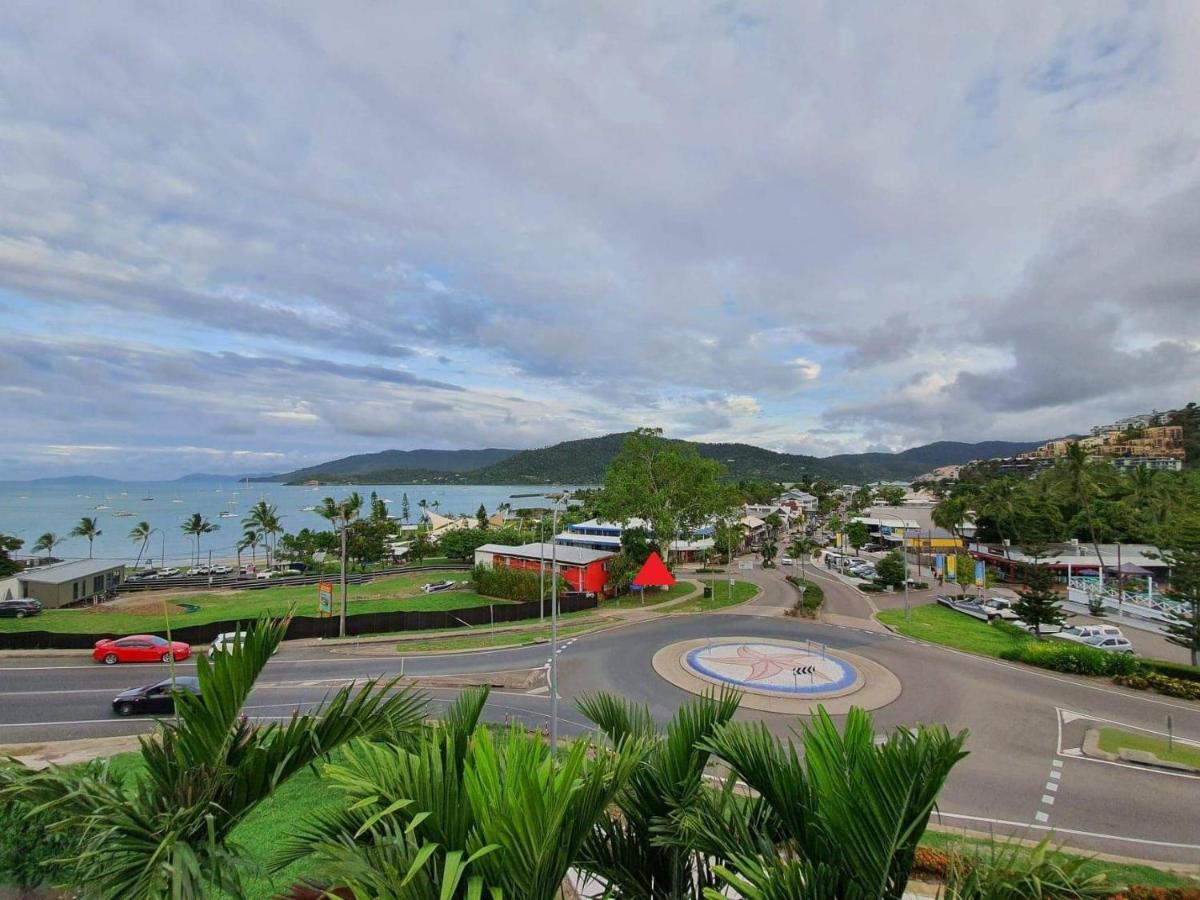 Heart Of Airlie Beach Apartment Екстер'єр фото